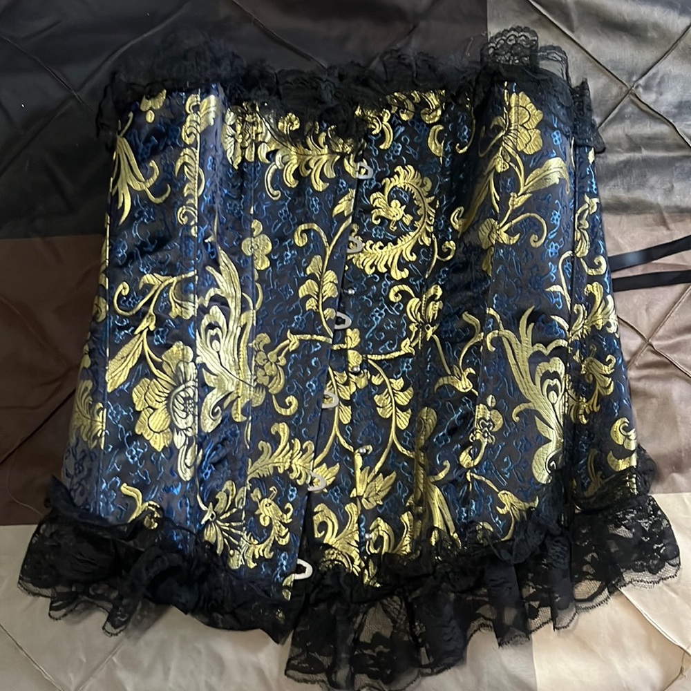 Corset lace back